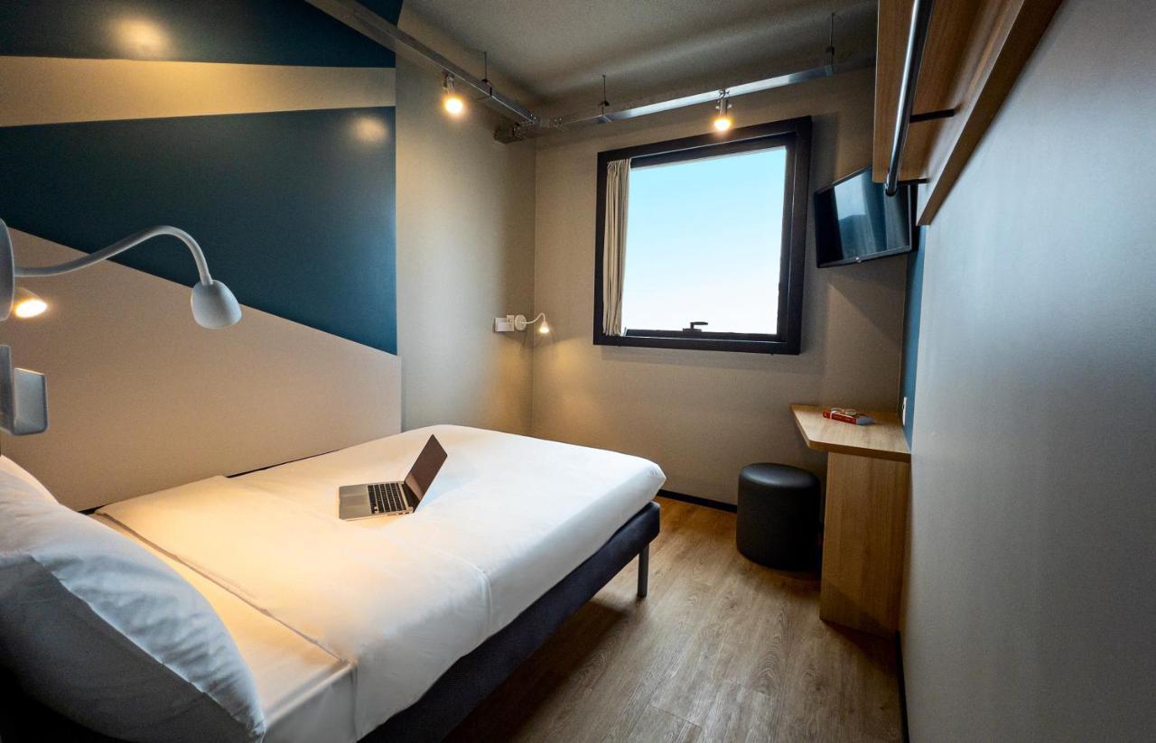 Standard Double Room,1766392770:JPEG