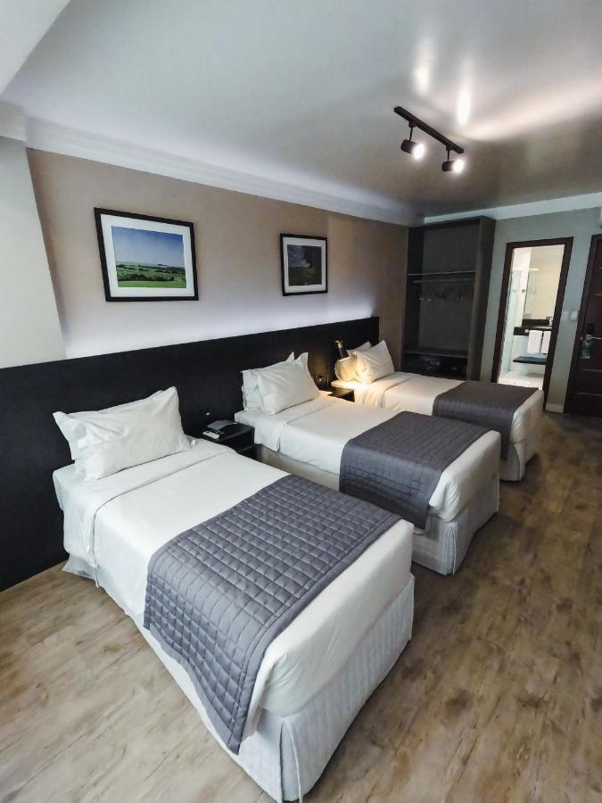 Triple Room,1329659336:JPEG